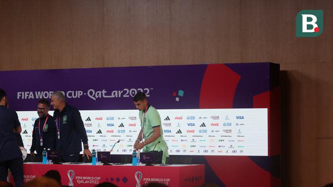 Pemain Timnas Brasil, Thiago Silva pada sesi konferensi pers di Main Media Centre hari Rabu (23/11/2022). (Hendry Wibowo/Bola.com)