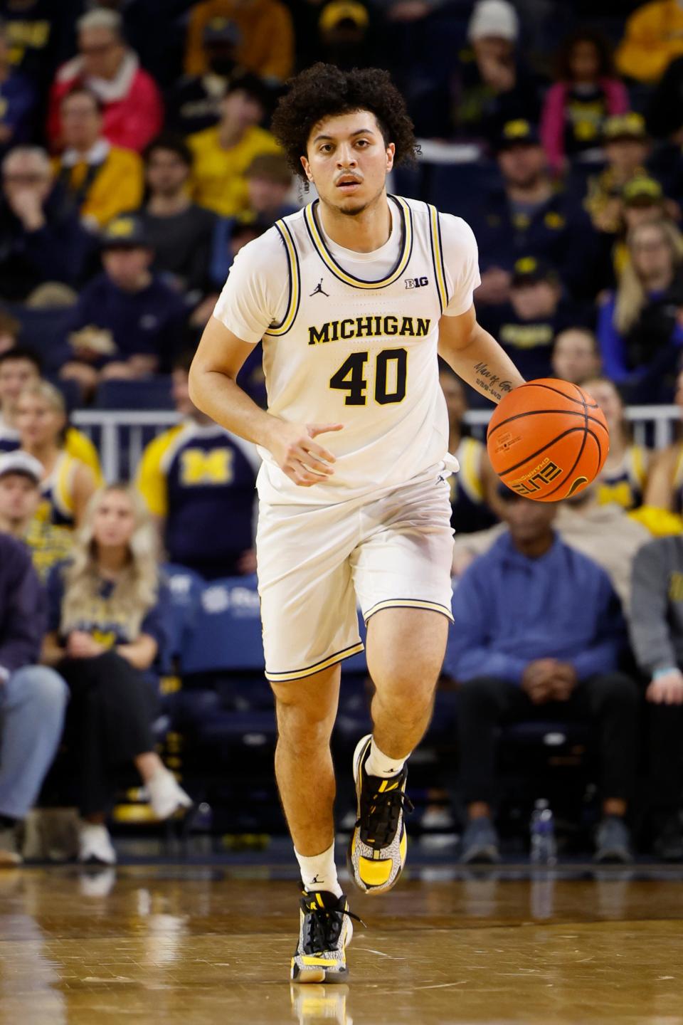 Michigan Wolverines guard George Washington III.