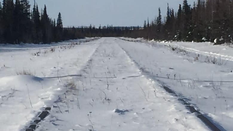 'We're at our wit's end': Churchill endures winter of discontent as dispute over broken rail line drags on