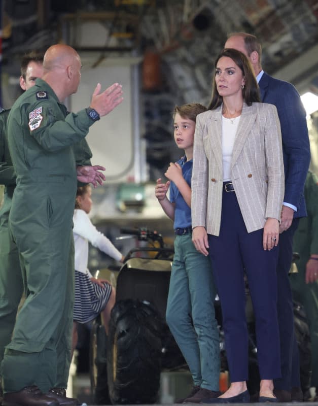 Los príncipes de Gales con George