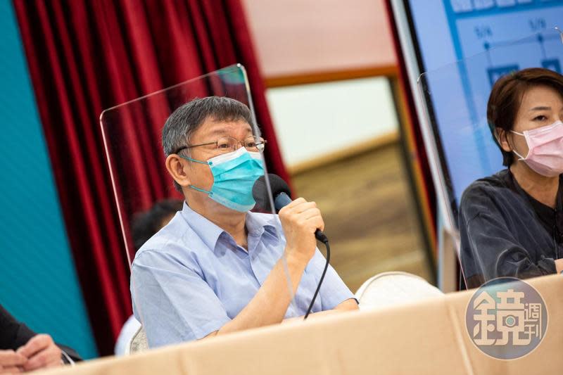 台北市長柯文哲日前下令，要求全北市醫護人員都要施打疫苗。（台北市防疫指揮中心提供）