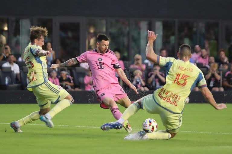 Leo Messi descolló en el triunfo 6-2 de Inter Miami ante New York Red Bulls en el Chase Stadium de Fort Lauderdale