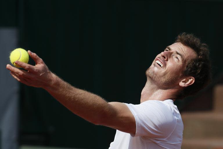 Andy Murray takes part in a practice session on May 22, 2015 before the first round of the French Open in Paris