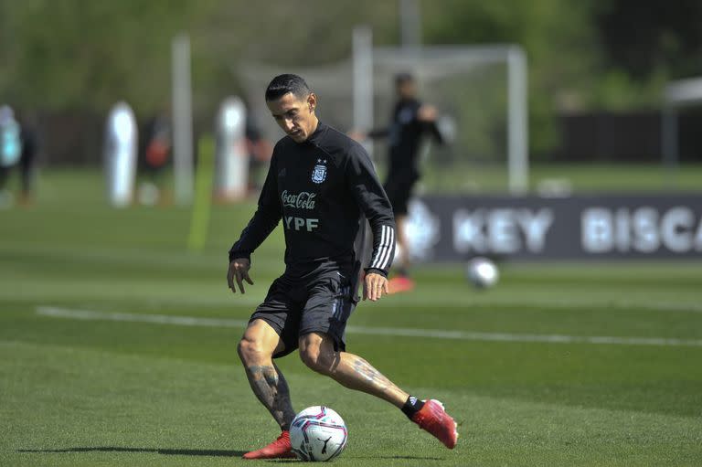 Ángel di Maria, uno de los "pedidos" por la gente en el Monumental