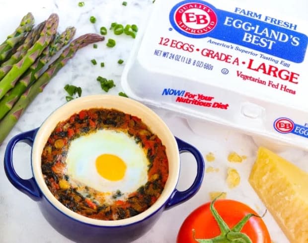 <p><a href="https://parade.com/1232493/parade/veggie-stuffed-baked-eggs/" rel="nofollow noopener" target="_blank" data-ylk="slk:Eggland's Best;elm:context_link;itc:0;sec:content-canvas" class="link ">Eggland's Best</a></p>