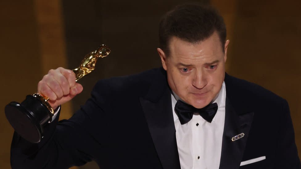 Brendan Fraser con el Oscar