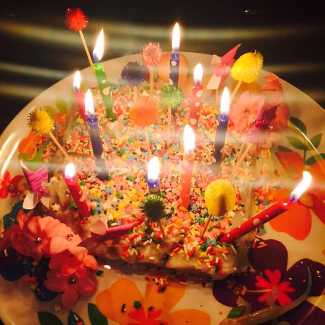 Miley Cyrus Celebrates Billy Ray's 54th Birthday With a Special Baked Good