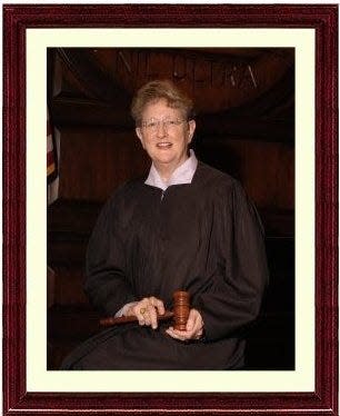 Chief Justice (Ret.) Jean Hoefer Toal will now oversee Alex Murdaugh's legal quest for a new trial.