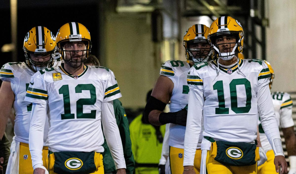 FOX Sports: NFL on X: With the Packers win today, the Commanders have been  eliminated from playoff contention.  / X