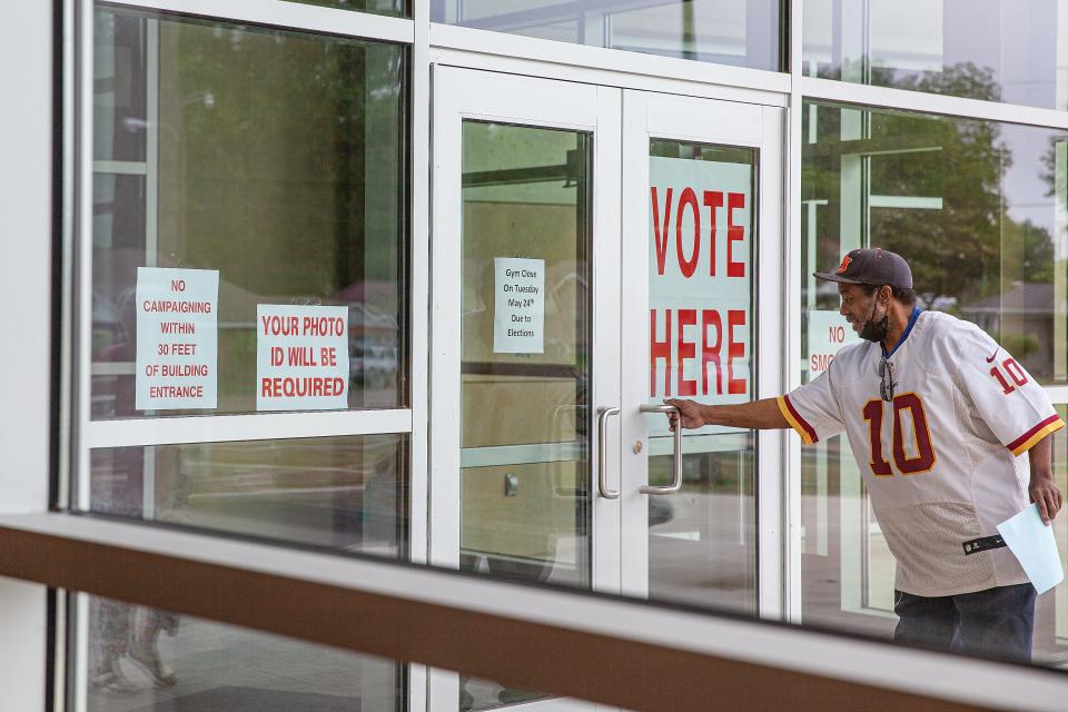 Melvin Huff walks into the East Gadsden Community Center to vote in the Alabama Primary elections on Tuesday, May 24, 2022.