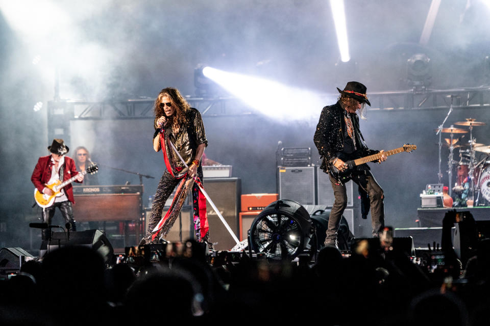 Aerosmith Performs in Boston 12