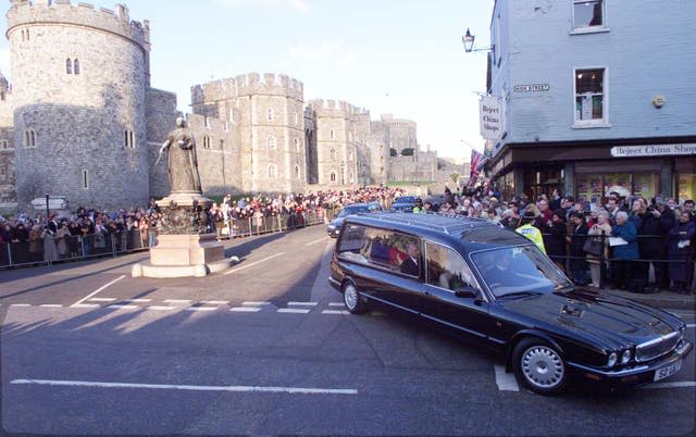 Princess Margaret hearse leaves Windsor Castle