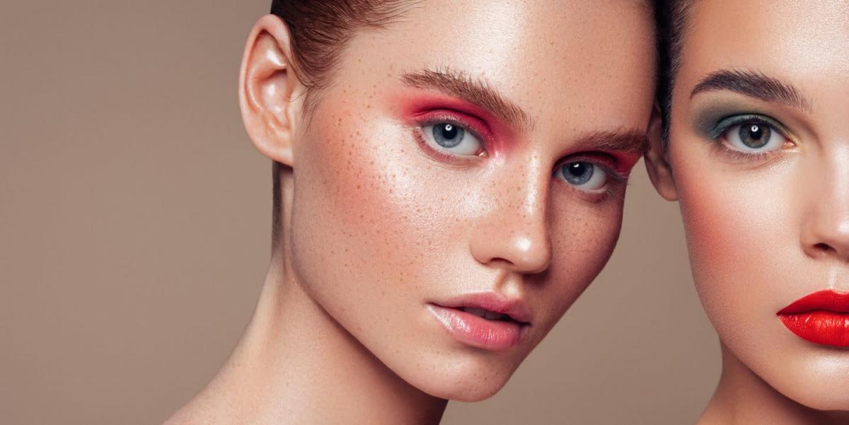 Here’s Exactly How to Pull Off the Top Makeup Looks of 2022