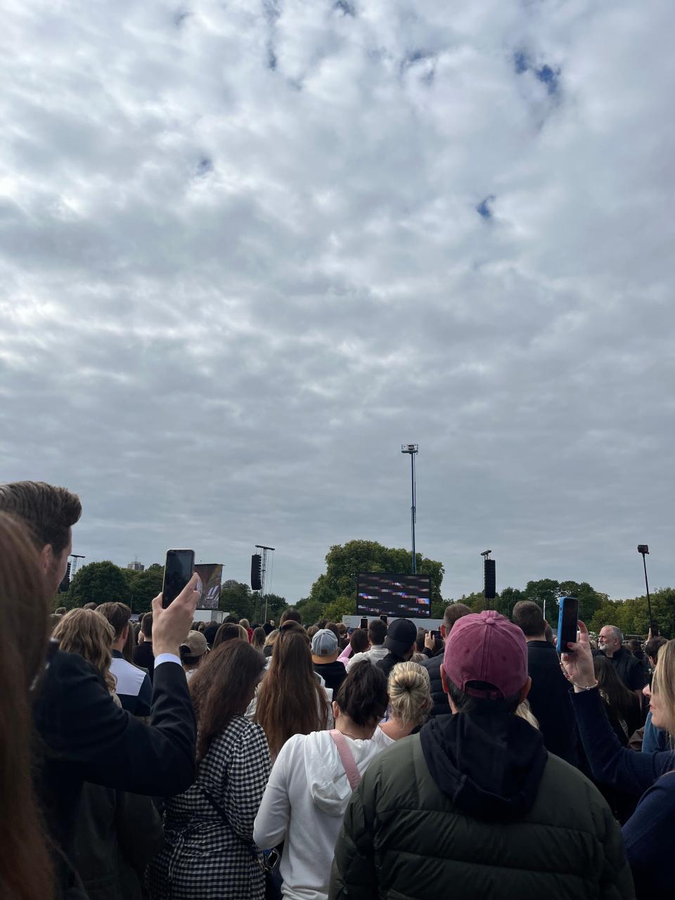 Everyone stood to pay their respects to the Queen.