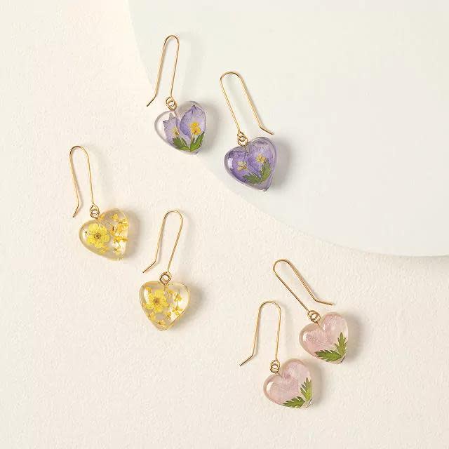 <p><a href="https://go.redirectingat.com?id=74968X1596630&url=https%3A%2F%2Fwww.uncommongoods.com%2Fproduct%2Fbirth-month-flower-heart-earrings&sref=https%3A%2F%2Fwww.goodhousekeeping.com%2Fholidays%2Fmothers-day%2Fg27207885%2Fmothers-day-gifts-from-son%2F" rel="nofollow noopener" target="_blank" data-ylk="slk:Shop Now;elm:context_link;itc:0;sec:content-canvas" class="link ">Shop Now</a></p><p>Birth Month Flower Earrings </p><p>uncommongoods.com</p><p>$58.00</p><span class="copyright">Tulianna and Alejandra Garces</span>