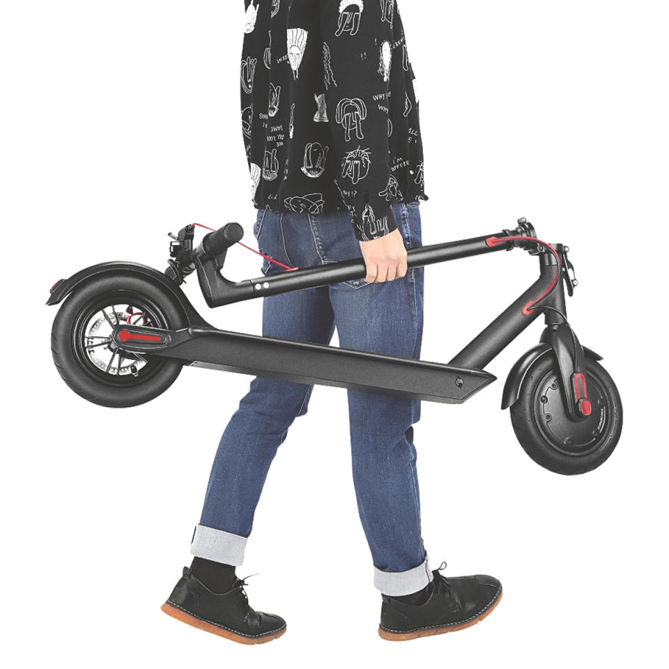 Skywalker Electric Pro Scooter ($399). Photo: Aldi (supplied).