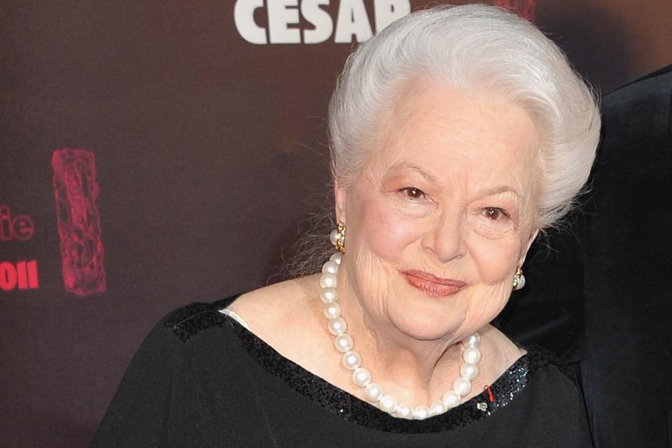 Ihre letzten Lebensjahre verbrachte sie zurückgezogen in Paris. 2017 wurde britischstämmige Hollywoodlegende von Queen Elizabeth geadelt, am 25. Juli 2020 starb Olivia de Havilland im Alter von 104 Jahren. (Bild: Francois Durand/Getty Images)