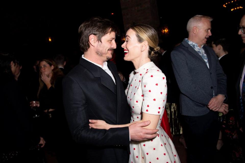 pedro pascal sarah paulson