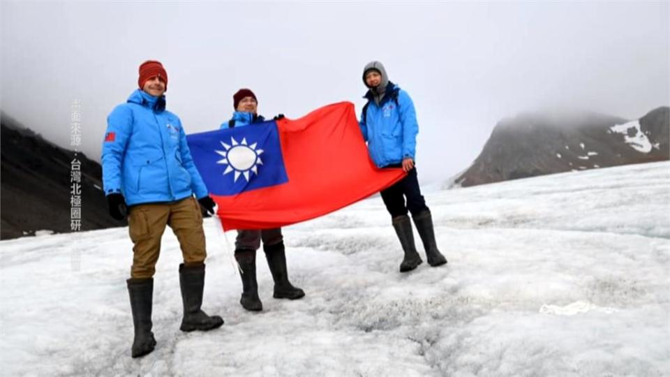 前進北極！中央大學團隊施放首顆地震儀