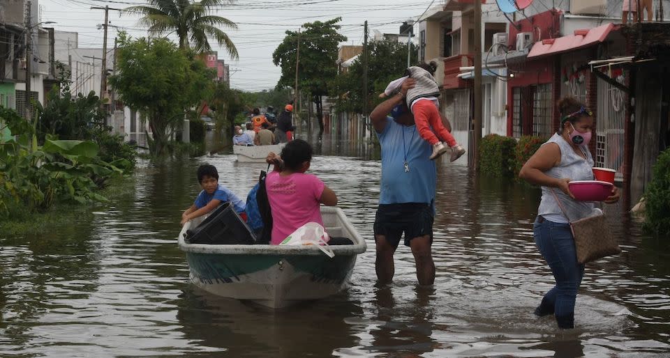 lluvias-inundaciones-tabasco-muerta