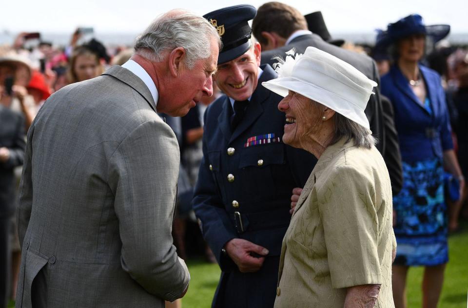 <p>Prince Charles speaks with Iva Barr, one of the world's oldest marathon runners. According to Clarence House, Barr "competed in the first ever London Marathon in 1981 and was the oldest person to run the race in 2016."</p>