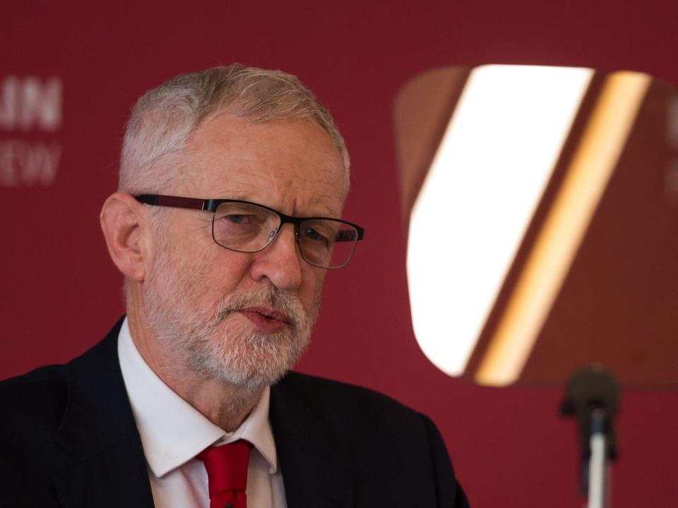 Brexit: Boost for Corbyn as Labour voters in party's heartlands back Final Say referendum