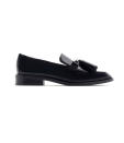 <p>Zara Leather Loafers with Tassels, $100, <a href="http://www.zara.com/us/en/woman/shoes/flats/leather-loafers-with-tassels-c269196p2774303.html" rel="nofollow noopener" target="_blank" data-ylk="slk:zara.com;elm:context_link;itc:0;sec:content-canvas" class="link ">zara.com</a><br><br></p>