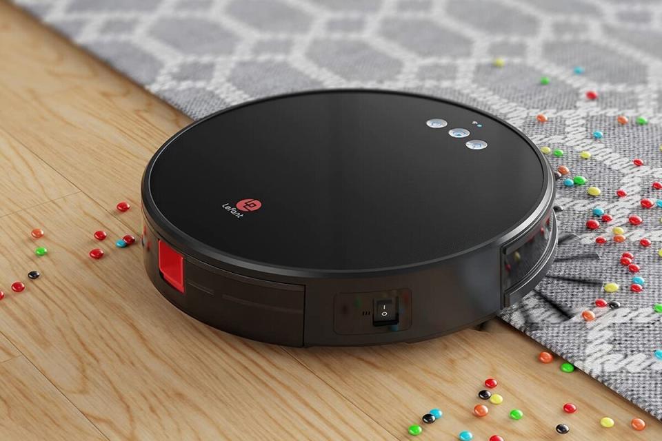 Lefant robot vacuum DOTD