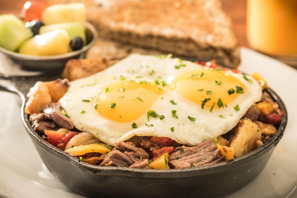 Treat someone to the seasonal menu selections of this breakfast and lunch spot.