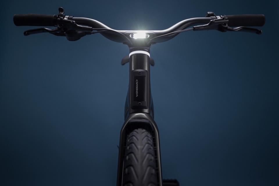 Orbea Diem integrated Supernova headlight