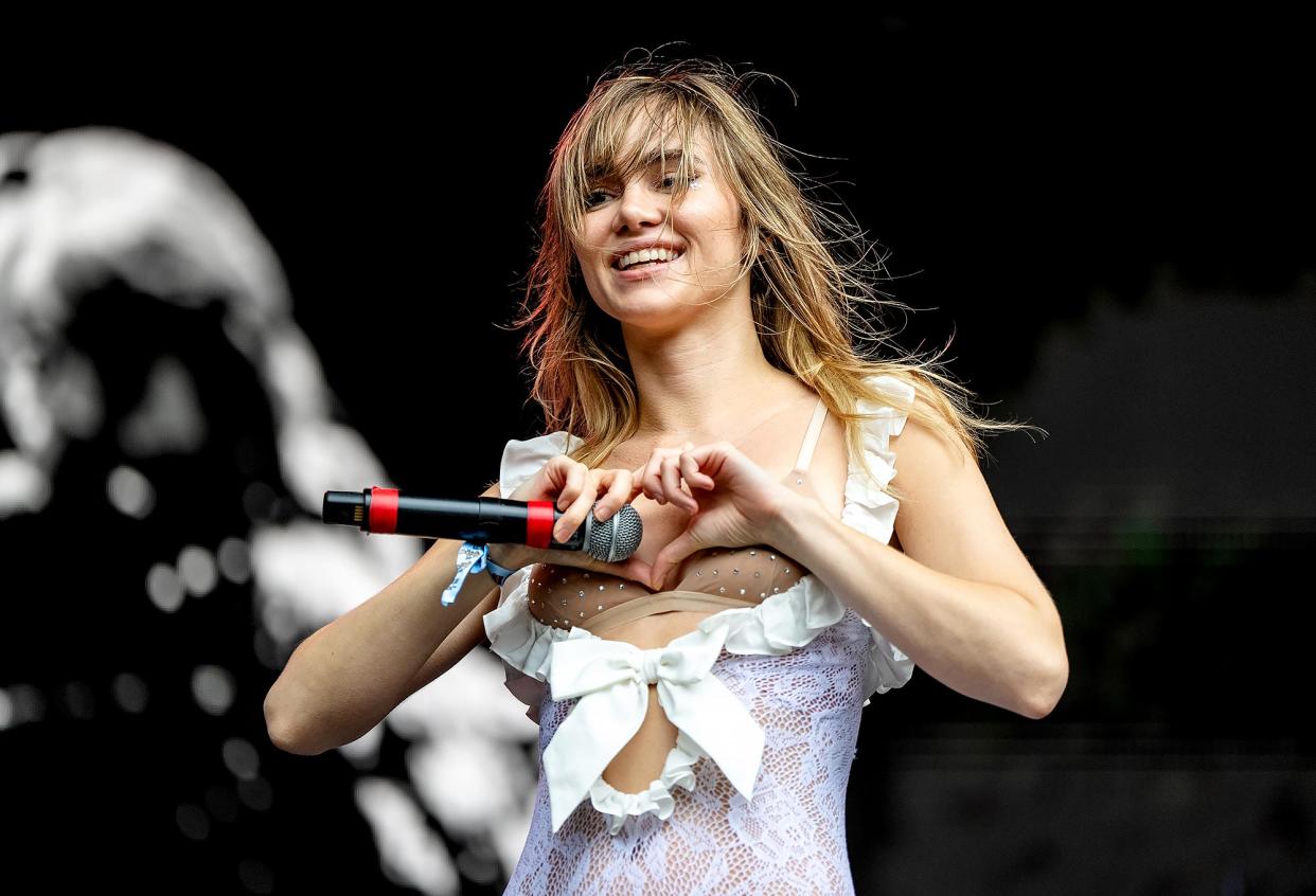 Suki Waterhouse Is Set to Play Coachella Shortly After Welcoming 1st Baby With Robert Pattinson