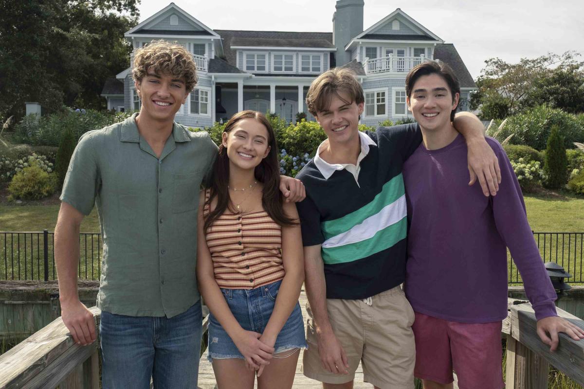 When “The Summer I Turned Pretty” Cast Is Expected to Return to Cousins  Beach (Exclusive)