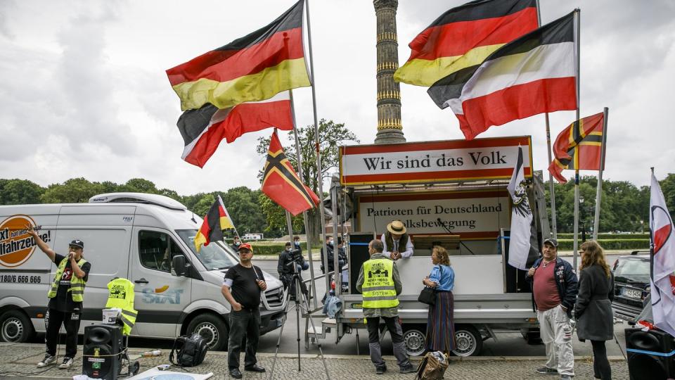 Demonstration unter dem Titel «Heimat und Weltfrieden» am Großen Stern in Berlin.