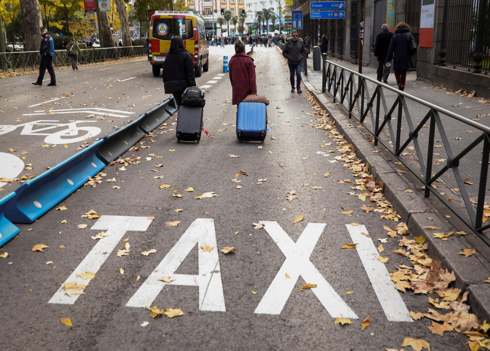 Podemos apoyó al sector del taxi en su huelga de finales mayo contra empresas como Cabify y acusó a la multinacional de tener su sede en un paraíso fiscal para eludir impuestos. (Foto: REUTERS/Sergio Perez)