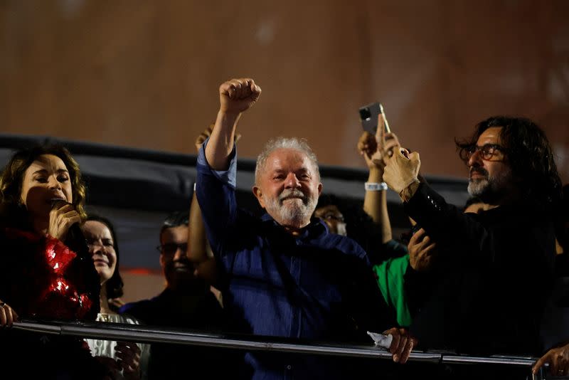 Brazil's Lula defeats Bolsonaro to win presidency again