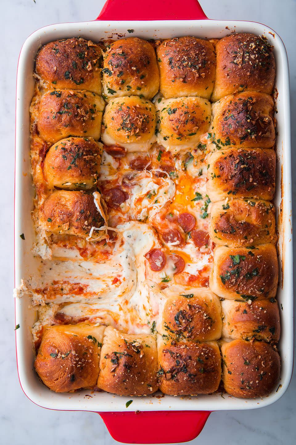 Pull-Apart Garlic Bread Pizza Dip