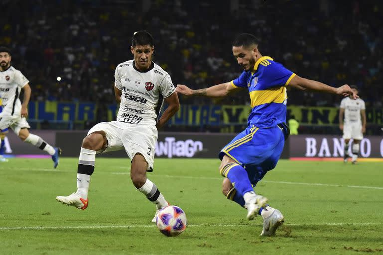 Nicolás Figal dio el centro para el primer gol de Darío Benedetto en el triunfo ante Patronato