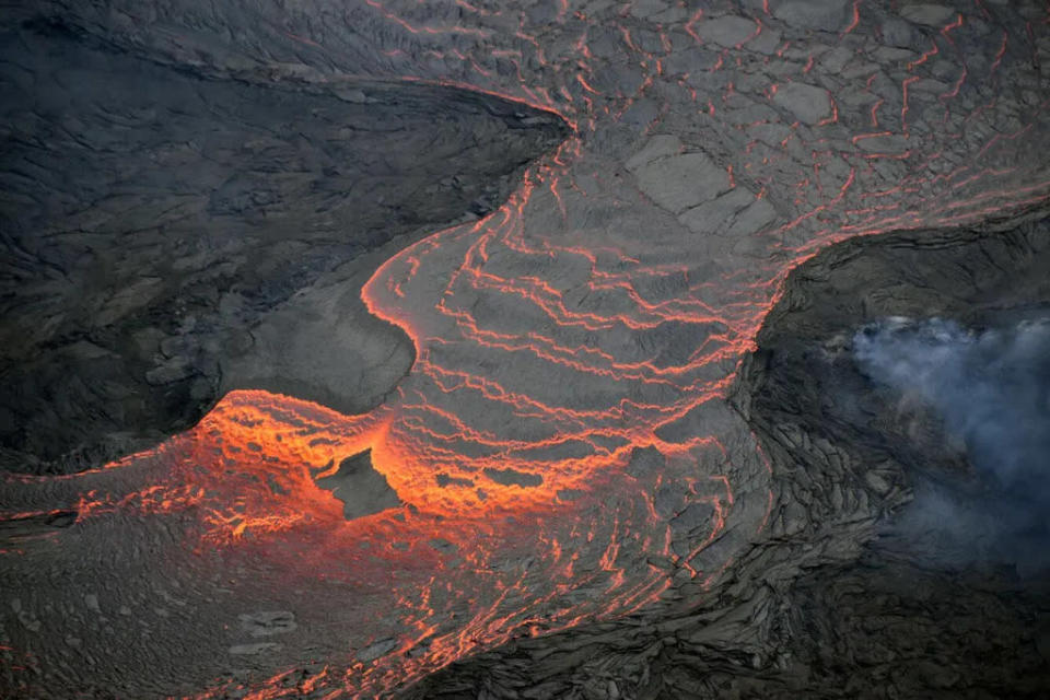 O Kilauea teria emergido há cerca de 100 mil anos (Imagem: Reprodução/USGS)