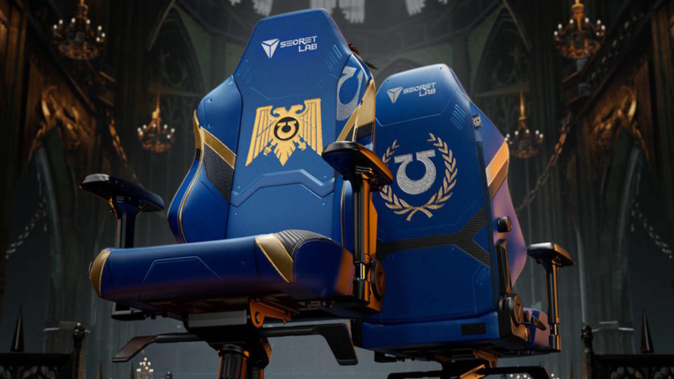 Secretlab Titan Evo gaming chair with Ultramarine colouring