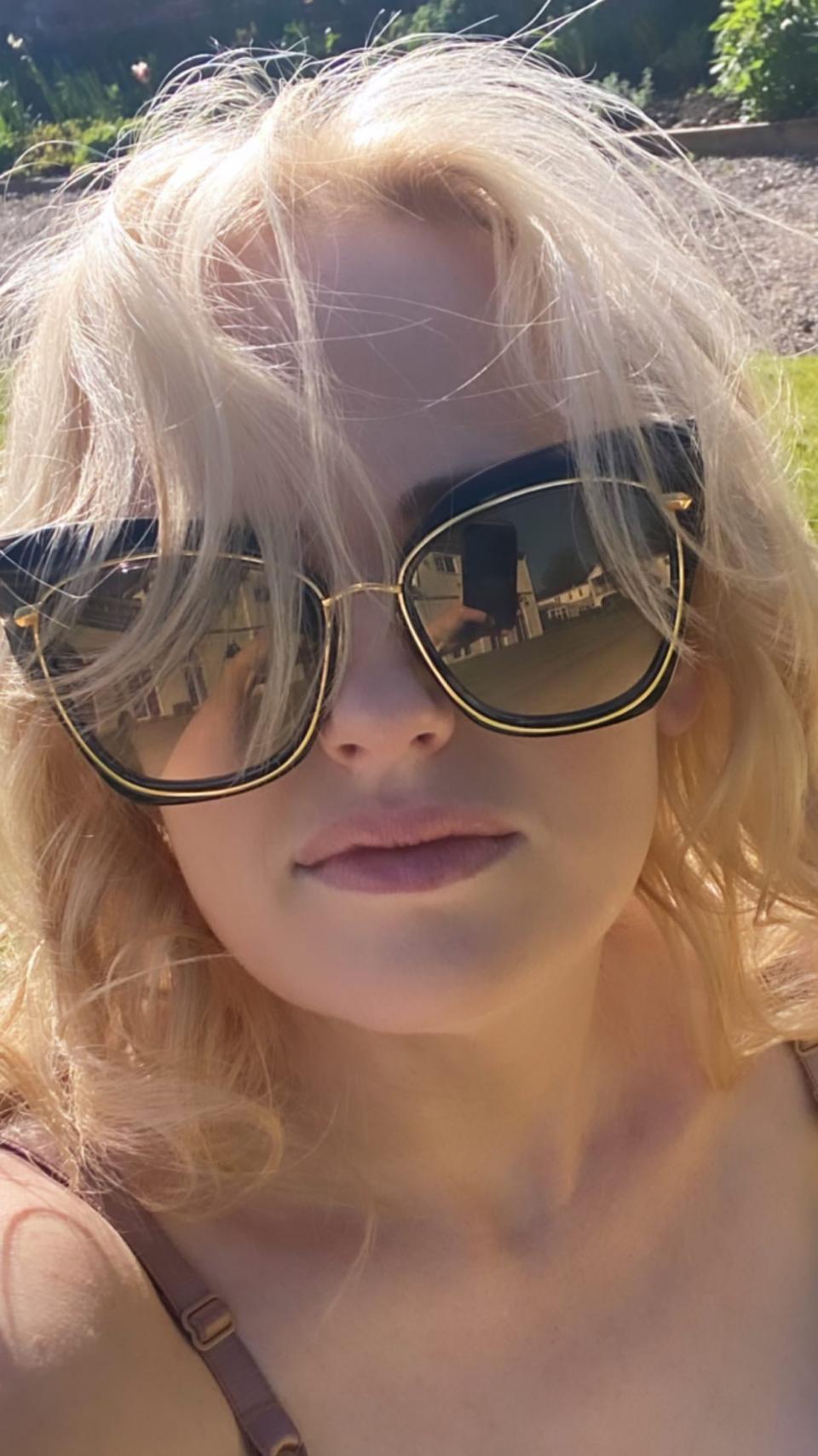 Rebel Wilson snapped some selfies while sunbathing in a nude bra during a filming break in the UK. Photo: Instagram/rebelwilson.