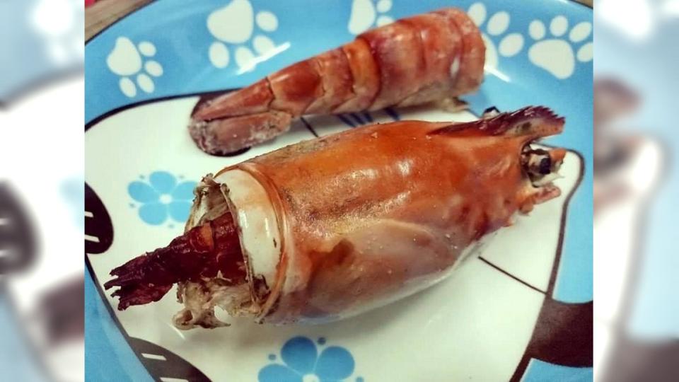 網友解釋「瘦公仔」這種蝦本來就殼比肉大 (圖／翻攝自臉書爆怨公社)
