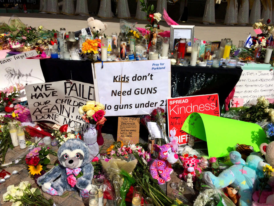 <p>A makeshift memorial for Marjory Stoneman Douglas High School shooting victims in Pine Trail Park in Parkland, Fla., Feb.19, 2018 (Photo: Mindy Katzman/Yahoo News) </p>