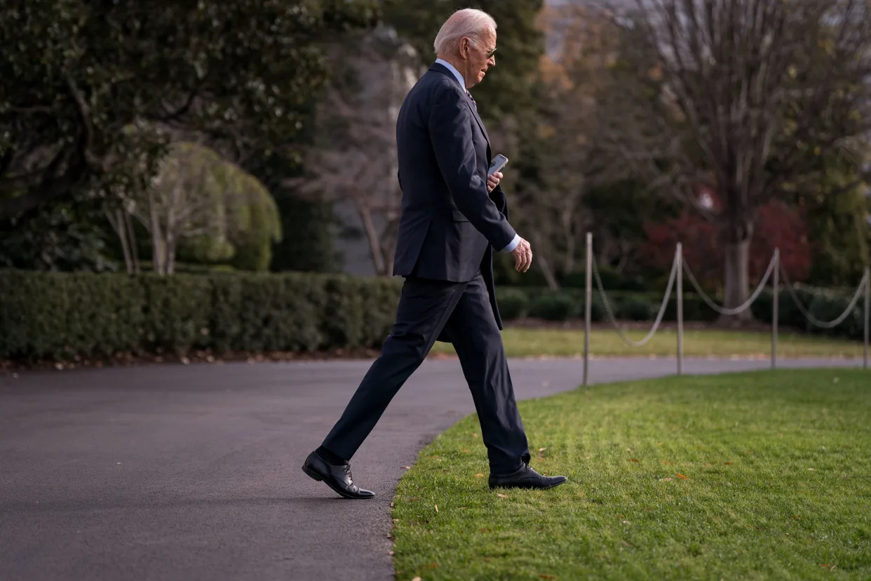 President Joe Biden steps off Marine One on the South Lawn of the White House in Washington on Tuesday, Dec. 5, 2023. (Kent Nishimura/The New York Times)