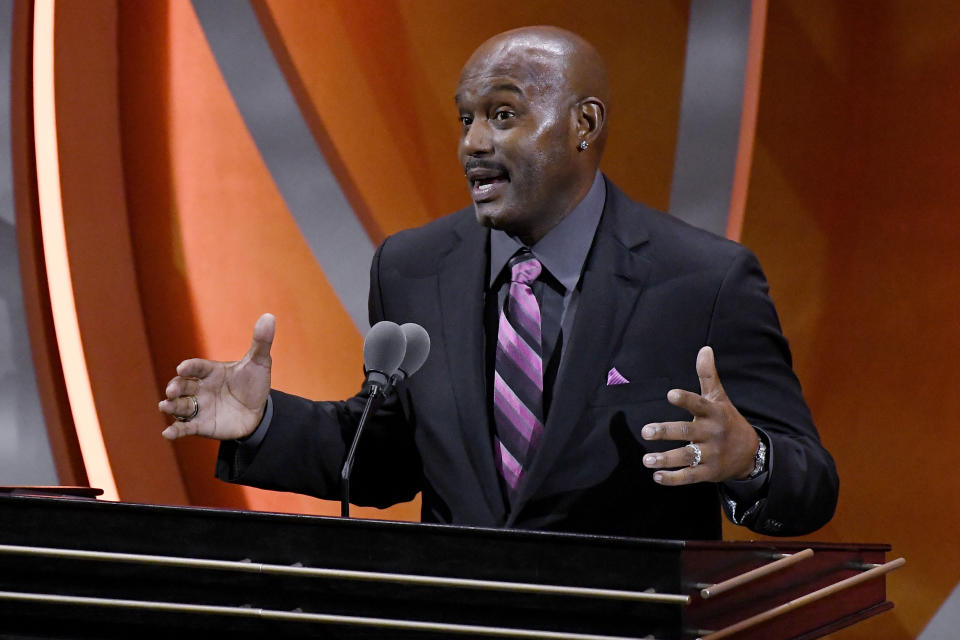 Tim Hardaway speaks during his enshrinement at the Basketball Hall of Fame, Saturday, Sept. 10, 2022, in Springfield, Mass. (AP Photo/Jessica Hill)