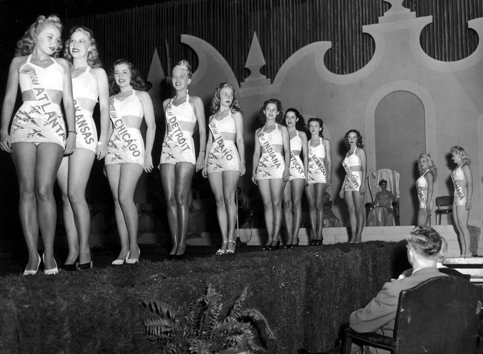 Miss America 2.0 is attempting to rebrand what began as a strict beauty pageant, seen here circa 1935. (Photo: Hulton Archive/Getty Images)