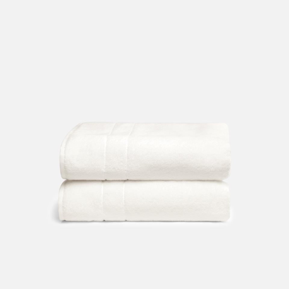 <p><a href="https://go.redirectingat.com?id=74968X1596630&url=https%3A%2F%2Fwww.brooklinen.com%2Fproducts%2Fsuper-plush-bath-towels&sref=https%3A%2F%2F" rel="nofollow noopener" target="_blank" data-ylk="slk:Shop Now;elm:context_link;itc:0;sec:content-canvas" class="link ">Shop Now</a></p><p>Super-Plush Bath Towels</p><p>brooklinen.com</p><p>$59.25</p><span class="copyright">Brooklinen</span>