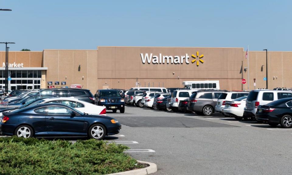 Is Walmart Open on Thanksgiving in 2022?