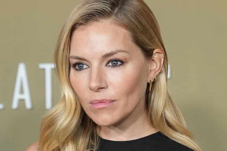 Sienna Miller y el momento más duro que le tocó vivir: la infidelidad de Jude Law y la divulgación de información privada sobre su salud