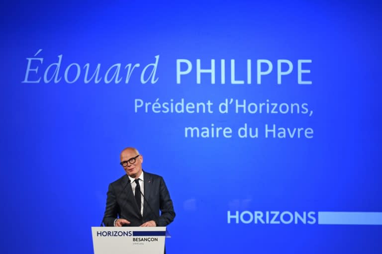 L'ancien Premier ministre, maire du Havre et président d'Horizons, Edouard Philippe, lors d'un meeting de campagne pour les élections européennes, le 5 avril 2024 à Besançon (ARNAUD FINISTRE)