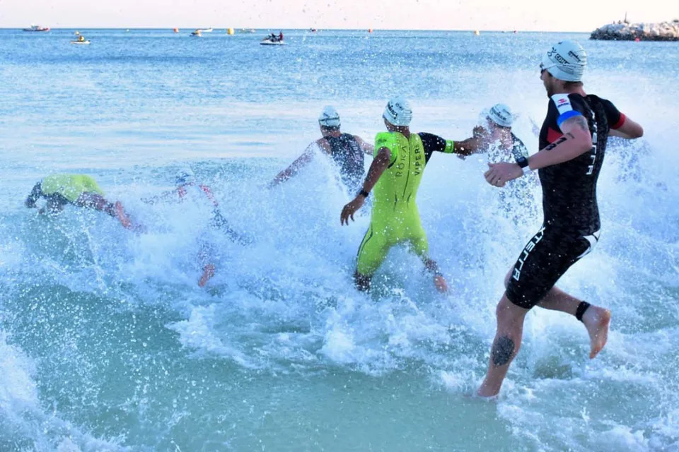 El Golfo de México fue un excelente escenario para la prueba de natación. / Foto: Cuartoscuro
